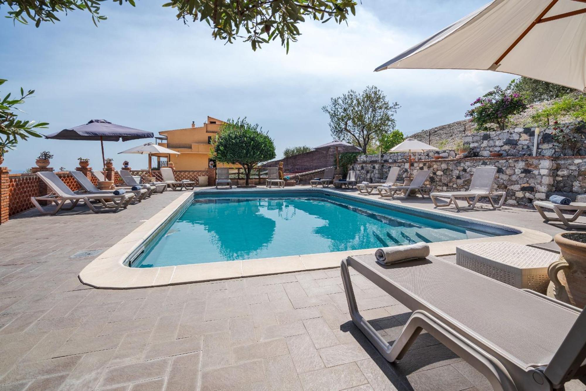 The Lemon Tree Appartement Taormina Buitenkant foto